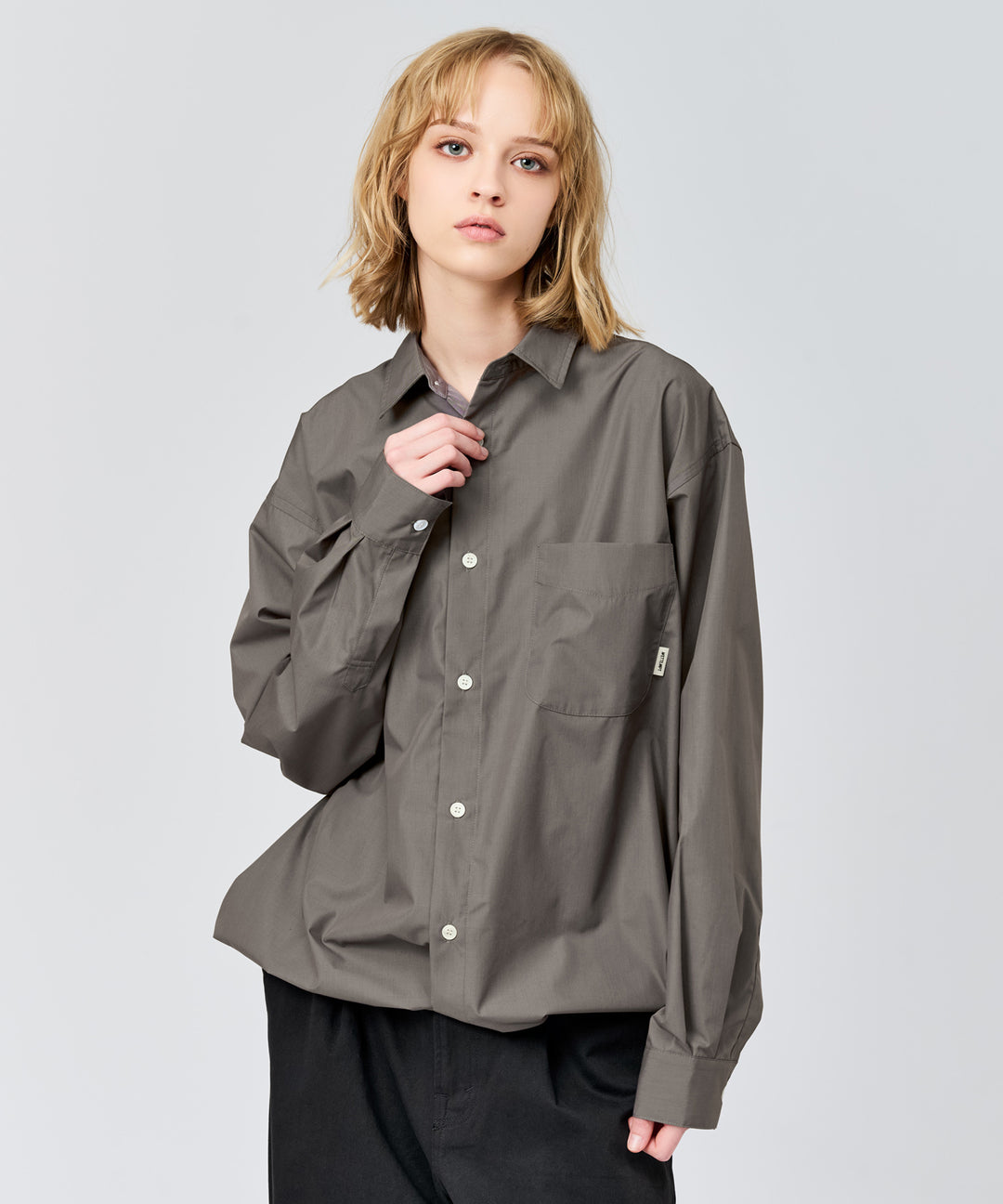 INATT グレー コットンシャツ ドローストリング付き WETTEMPT｜ウィテンプト】DRAWSTRING REGULAR SHIRT / ドローコード