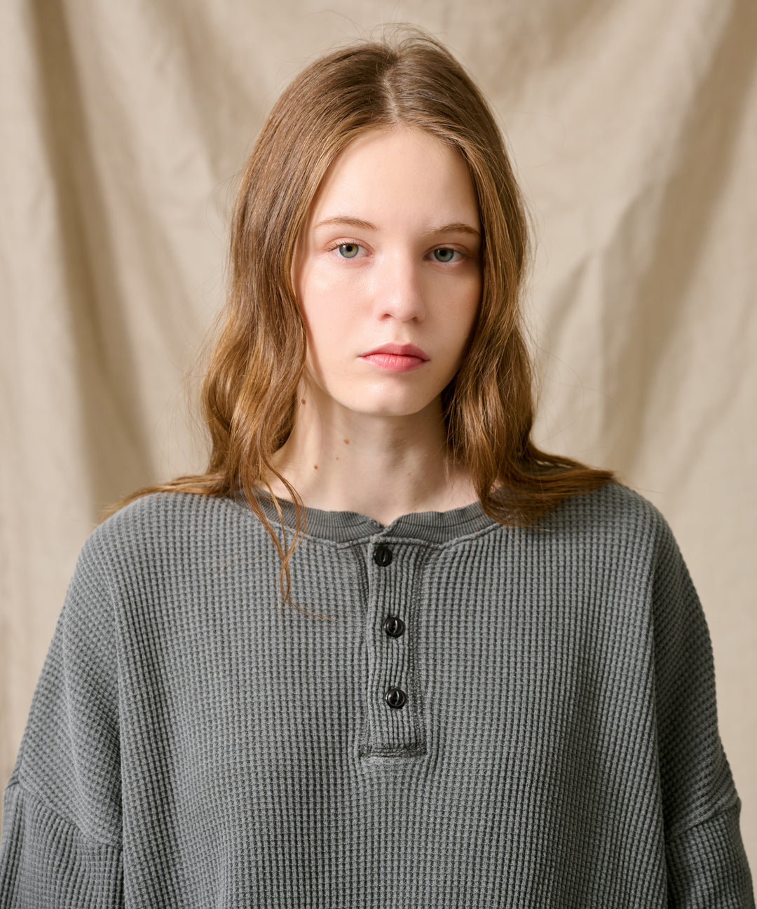 WETTEMPT｜ウィテンプト】HENRY NECK PIGMENT WAFFLE LONG TEE