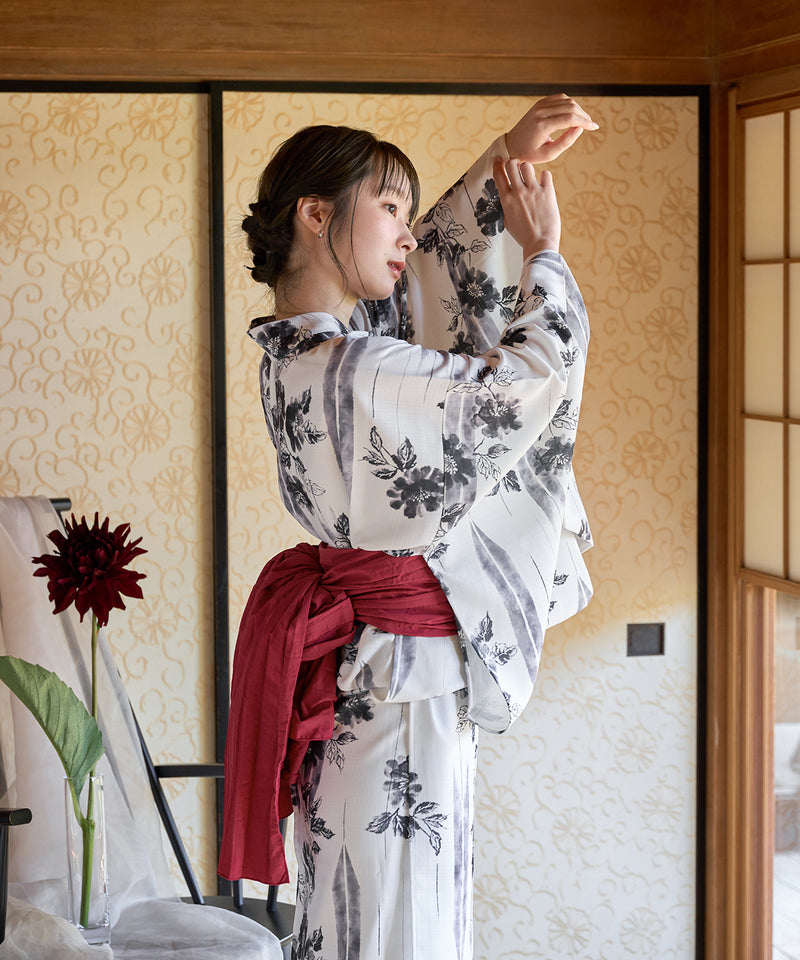 original floral pattern yukata / オリジナル花柄浴衣