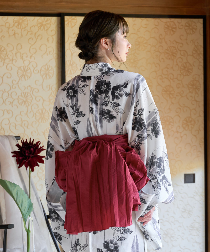 original floral pattern yukata / オリジナル花柄浴衣