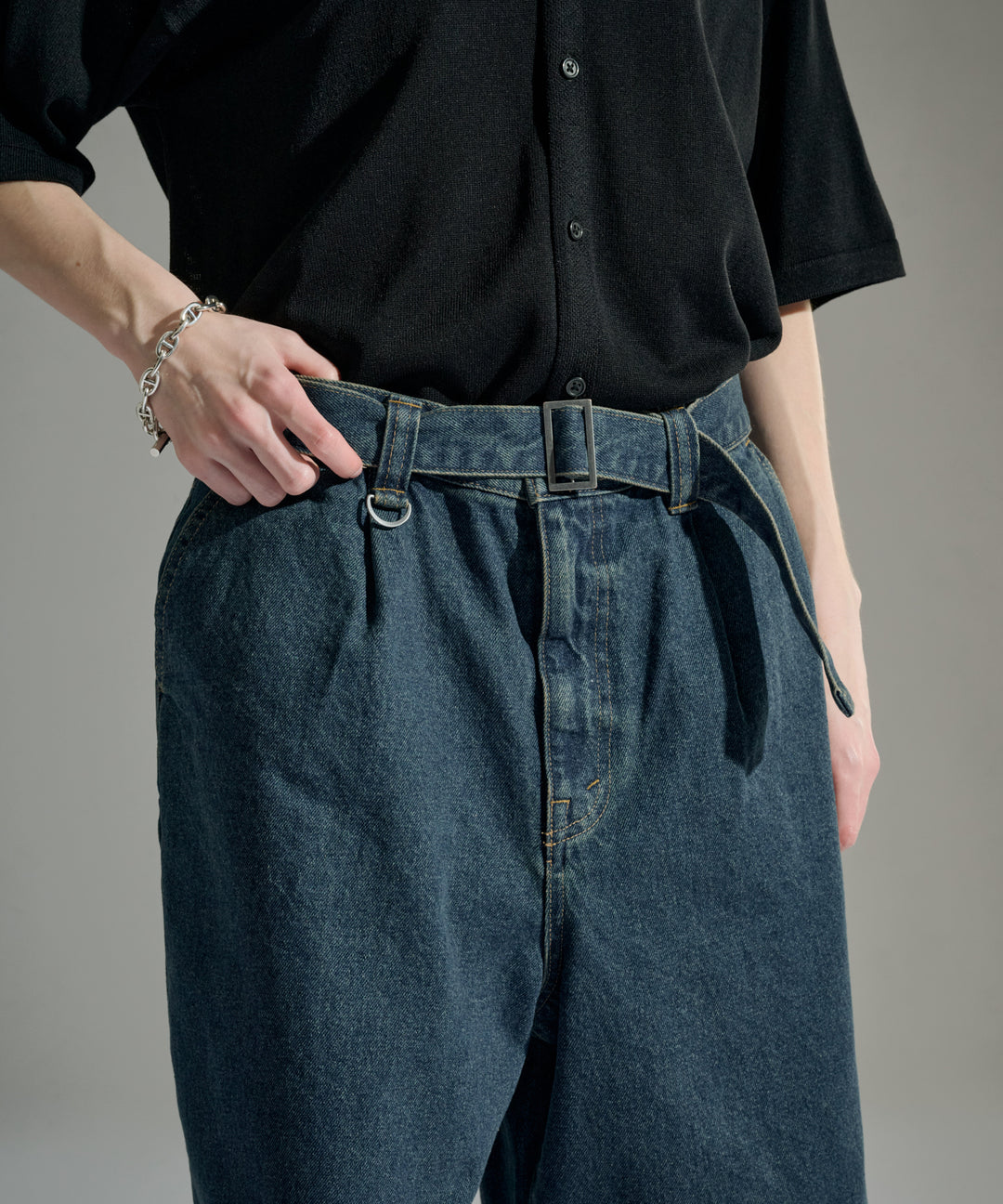 WETTEMPT｜ウィテンプト】 BELTED WIDE DENIM HALF PANTS / ベルテッド