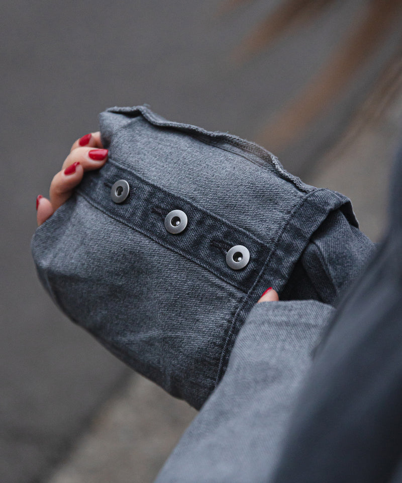【by カフェ店長aoi】sleeve button over size denim jacket / 袖ボタンオーバーサイズデニムジャケット