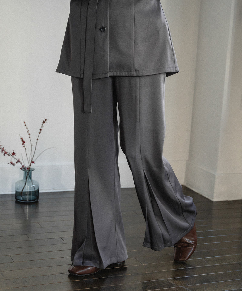 center pleats flare pants / センタープリーツフレアパンツ