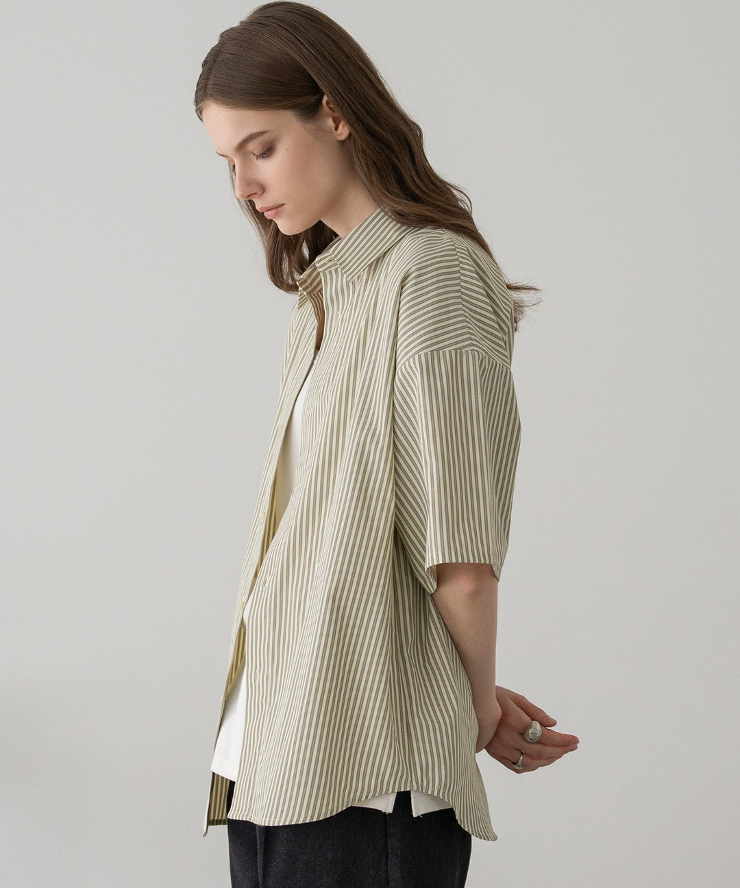 肌触りがいい selleglant｜セレグランテ】REGULAR COLLAR SHIRT STRIPE トップス