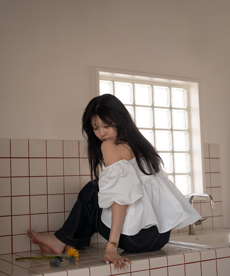 volume off shoulder blouse / ボリュームオフショルダーブラウス