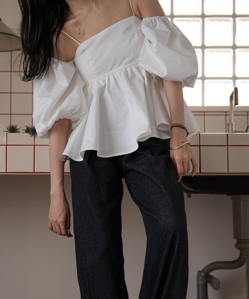 volume off shoulder blouse / ボリュームオフショルダーブラウス