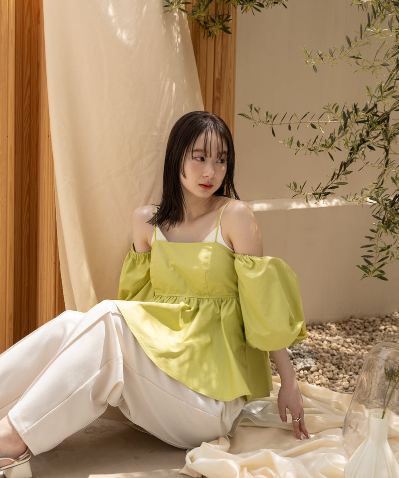 volume off shoulder blouse / ボリュームオフショルダーブラウス