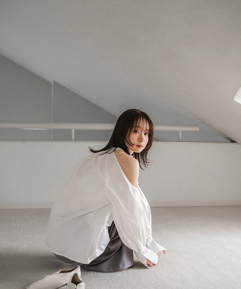 open shoulder blouse / オープンショルダーブラウス