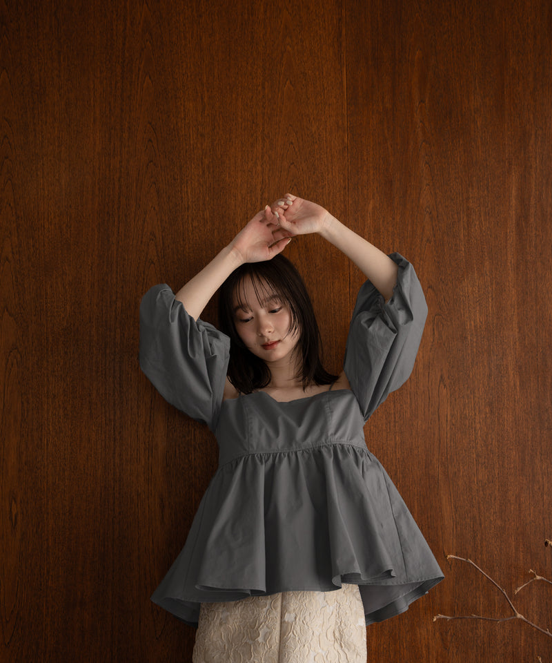 volume off shoulder blouse / ボリュームオフショルダーブラウス