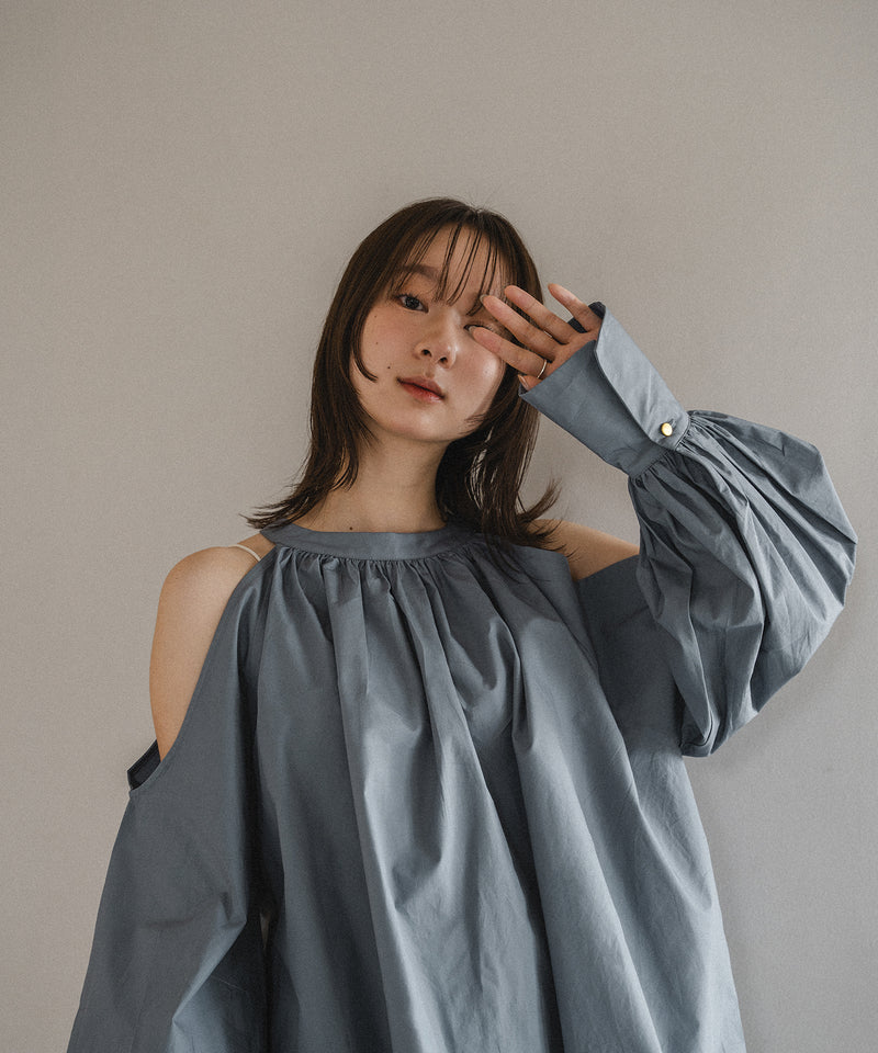 open shoulder blouse / オープンショルダーブラウス