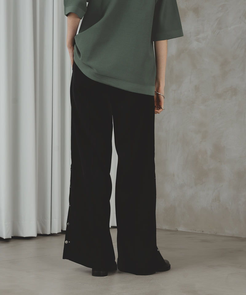 SIDE DOT BOTTON SLIT PANTS/サイドボタンスリットパンツ