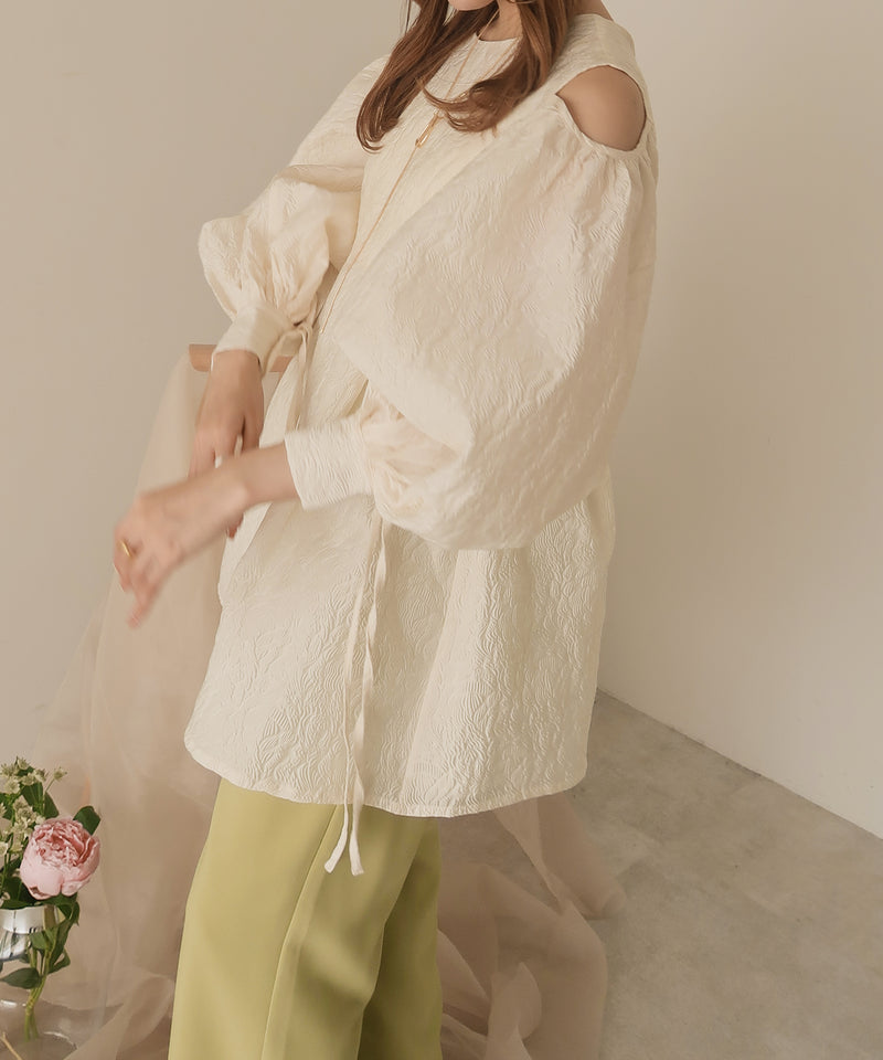 openshoulder jacquard blouse / オープンショルダージャガードブラウス