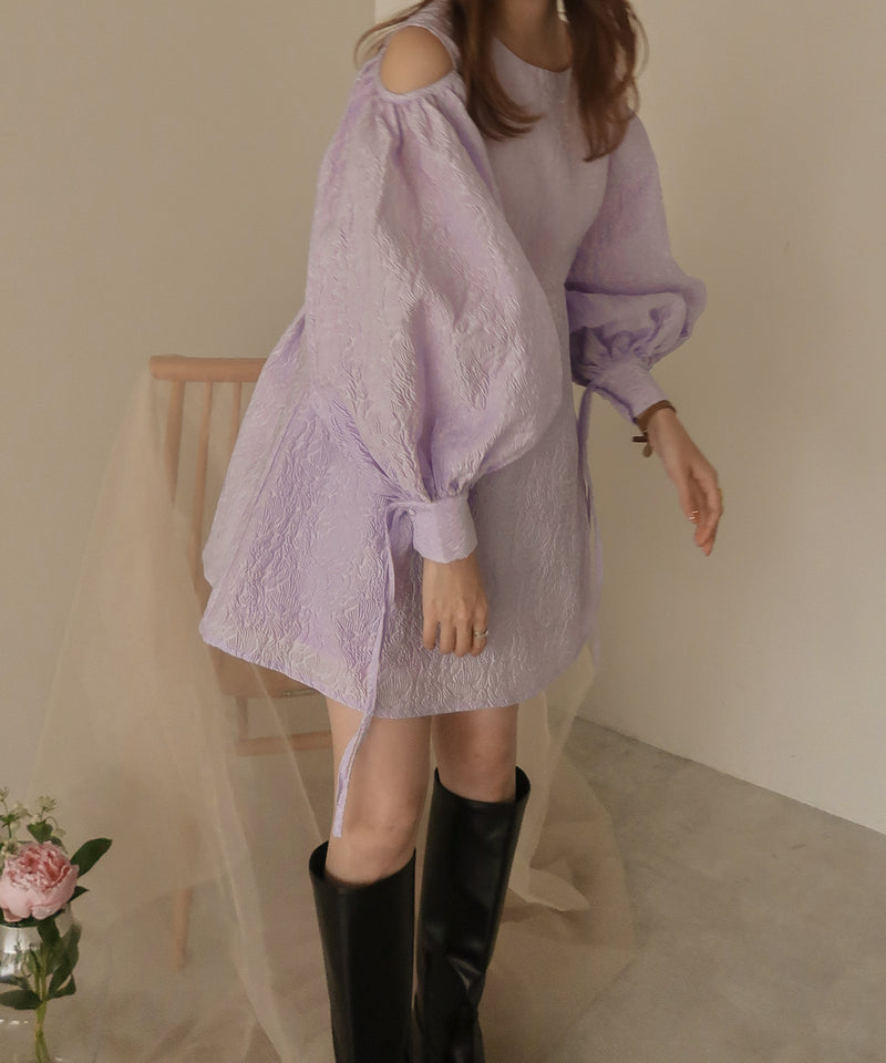 openshoulder jacquard blouse / オープンショルダージャガードブラウス