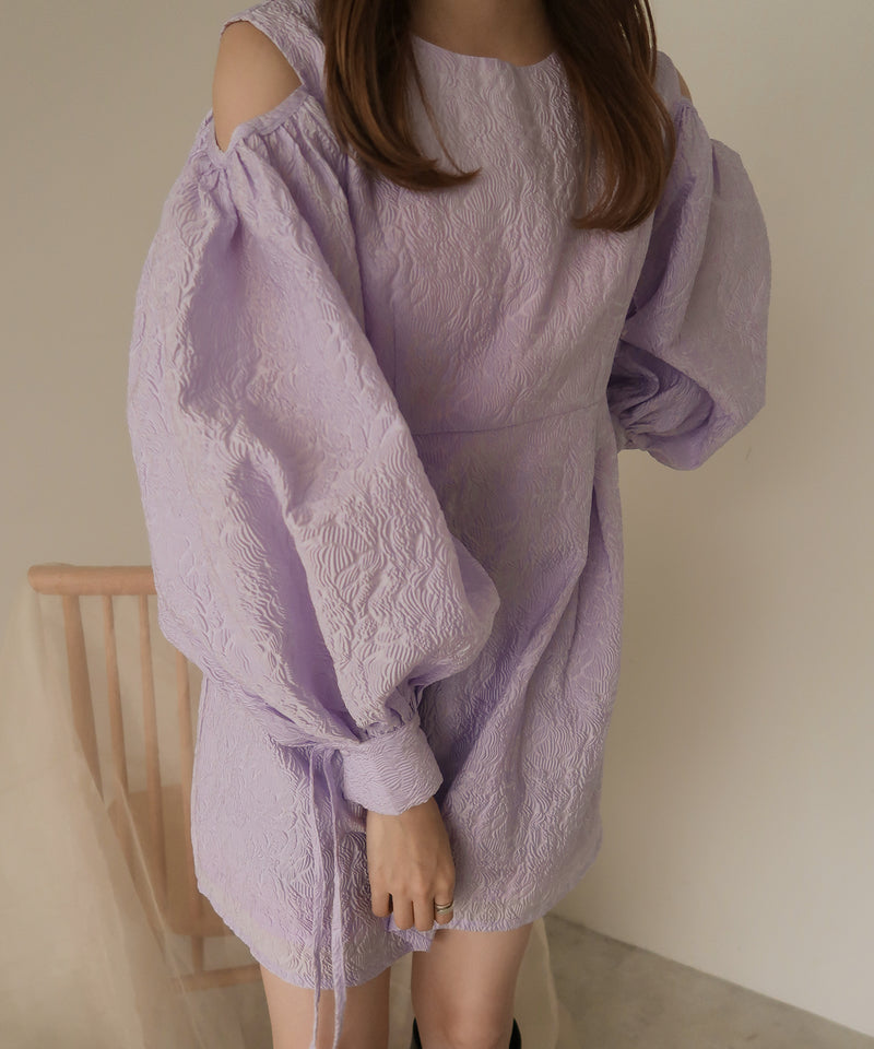 openshoulder jacquard blouse / オープンショルダージャガードブラウス
