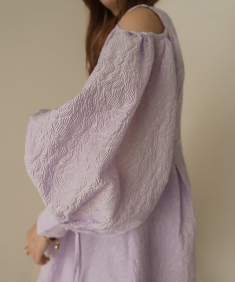 openshoulder jacquard blouse / オープンショルダージャガードブラウス