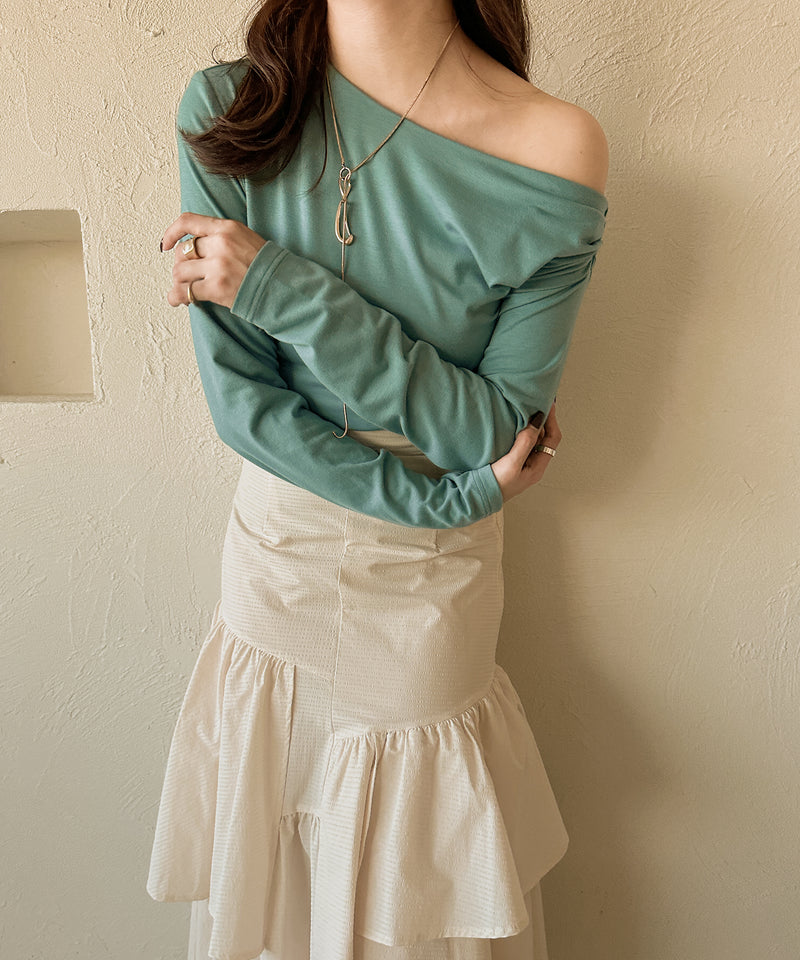 one shoulder tuck tops / ワンショルダータックトップス