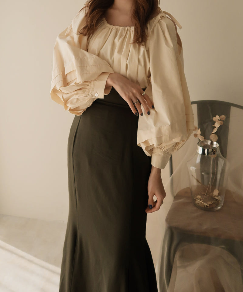 gather ribbon volume blouse / ギャザーリボンボリュームブラウス