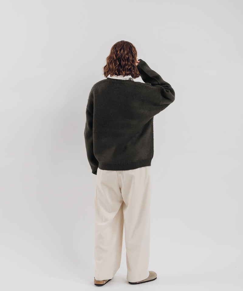 V-NECK BRUSHED KNIT