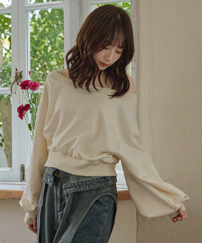 offshoulder sweatshirt / オフショルダースウェットトップス