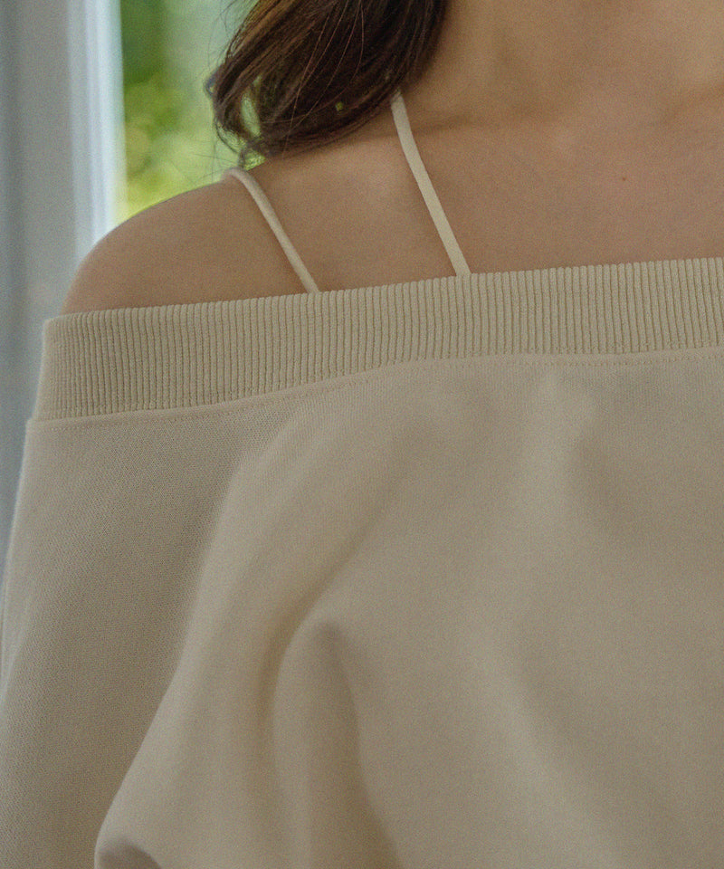 offshoulder sweatshirt / オフショルダースウェットトップス