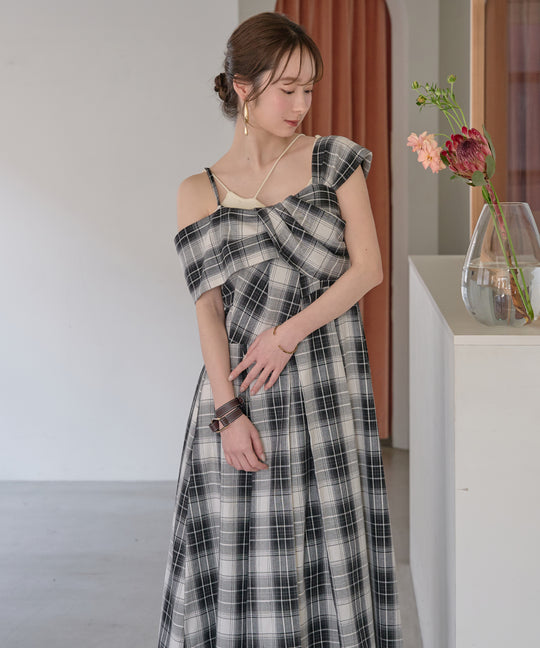 ribbon design one shoulder onepiece / リボンデザインワンショルダーワンピース