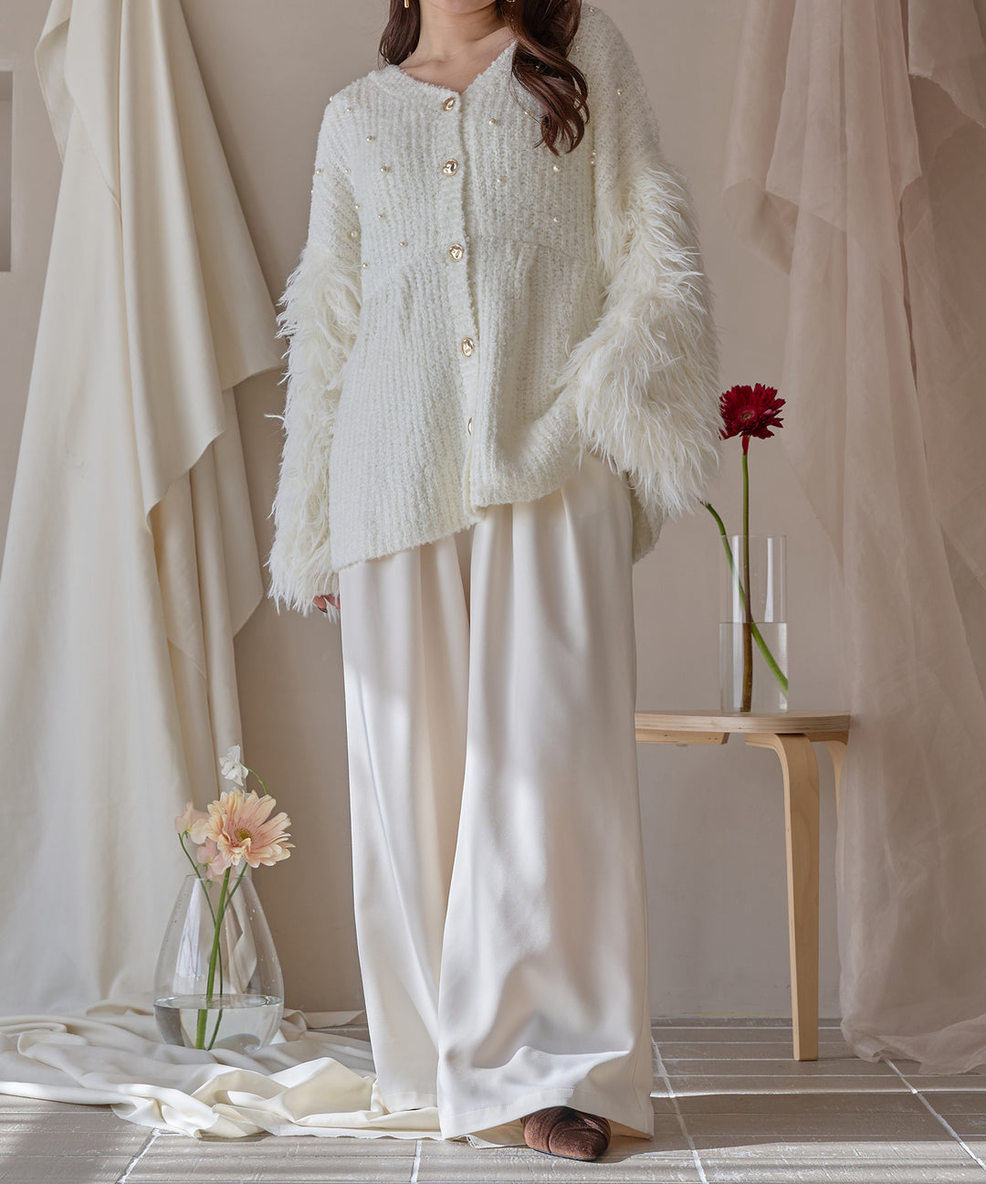 OHGA PEPLUM KNIT オフホワイト shaggy sleeve peplum knit / シャギースリーブペプラムニット – favclo.