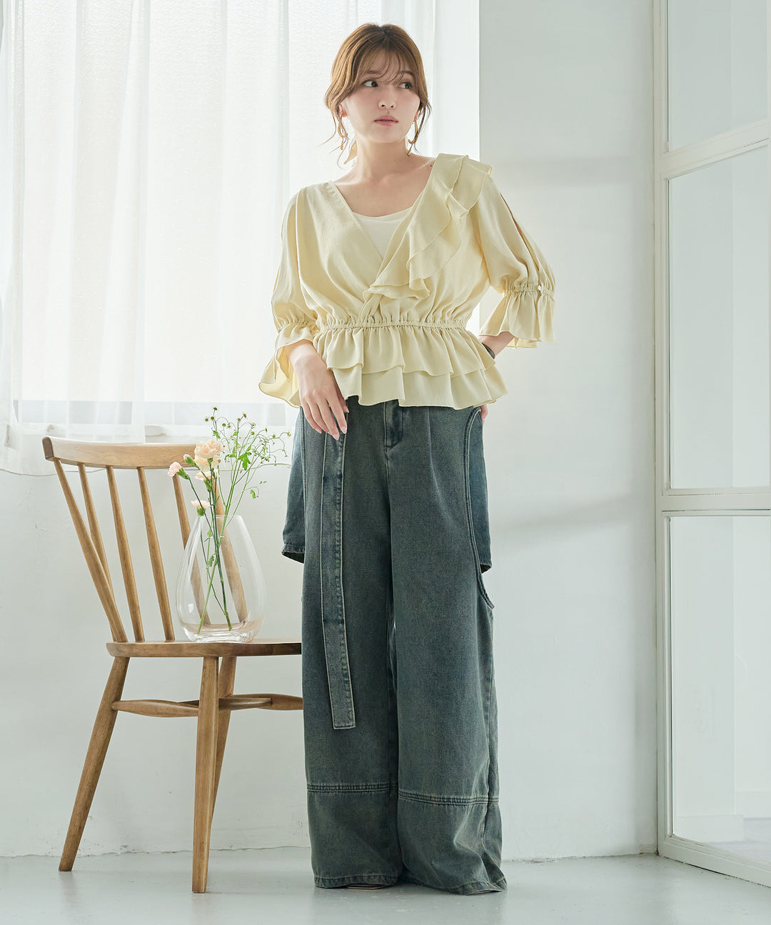 AKIRANAKA　アシンメトリーフリルブラウス asymmetrical frill blouse / アシンメトリーフリルブラウス