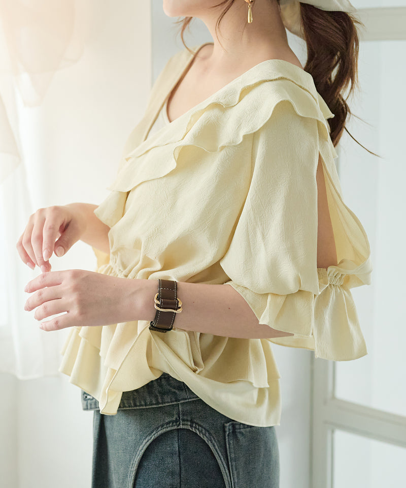 asymmetrical frill blouse / アシンメトリーフリルブラウス