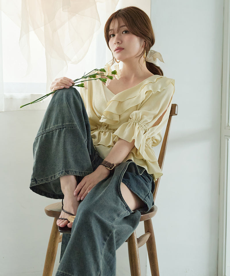 asymmetrical frill blouse / アシンメトリーフリルブラウス