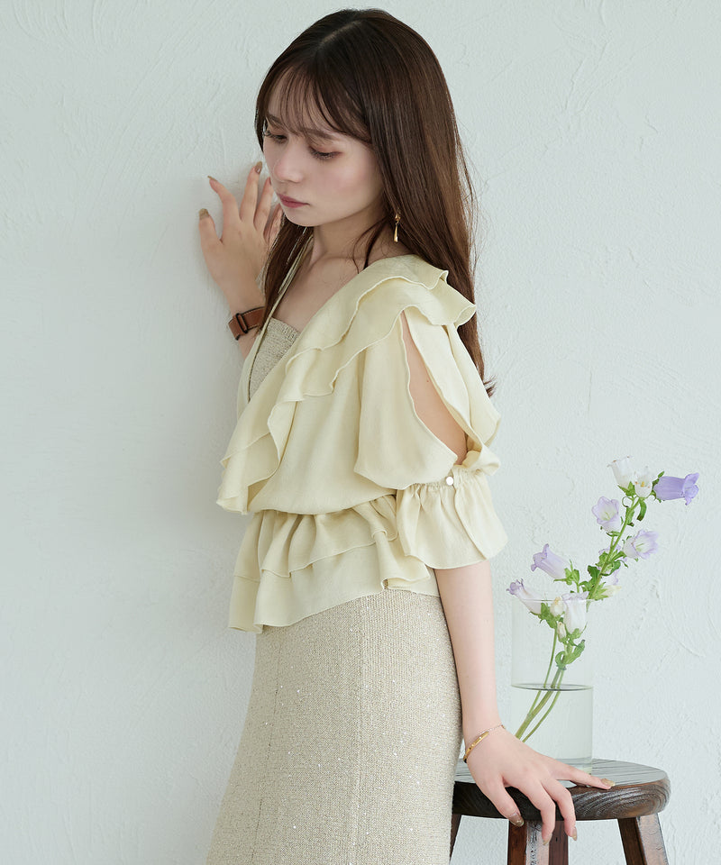 asymmetrical frill blouse / アシンメトリーフリルブラウス