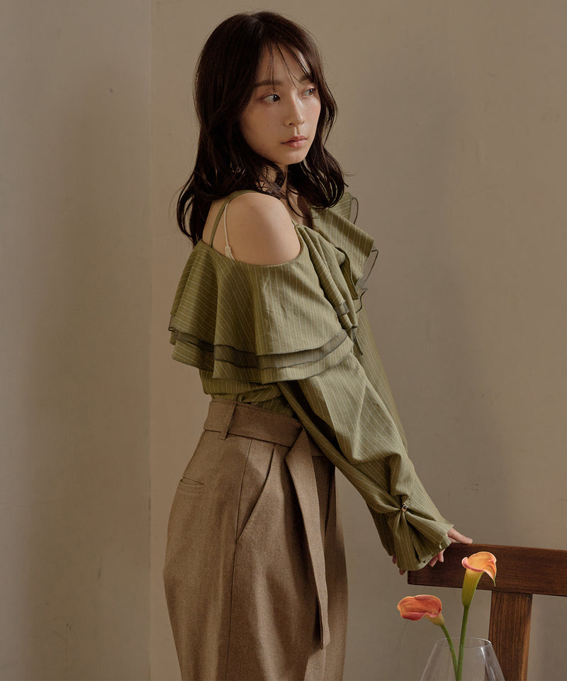 frill one shoulder tops /  フリルワンショルダートップス