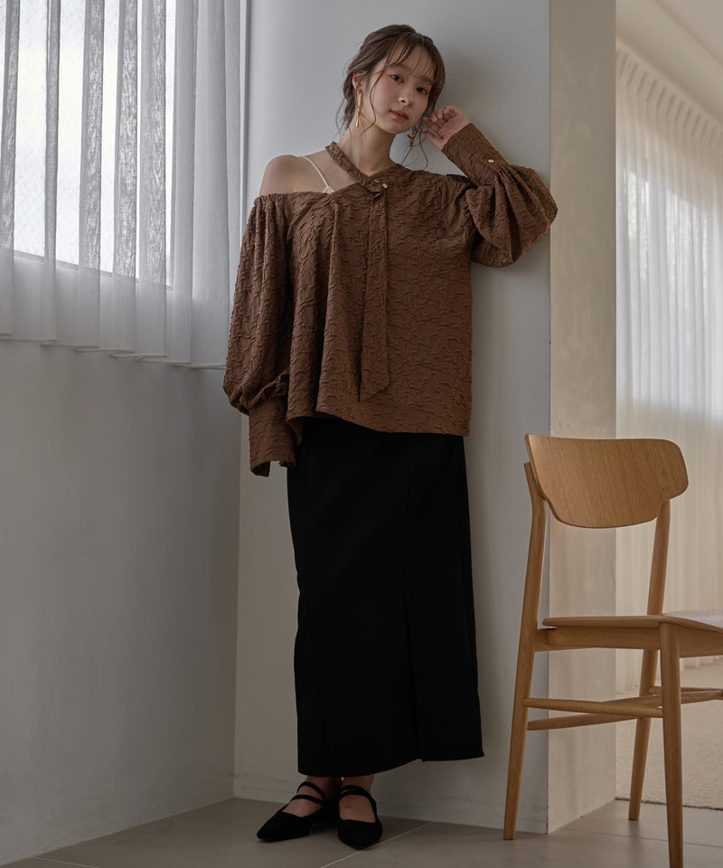 deformation one shoulder blouse / デフォメーションワンショルブラウス