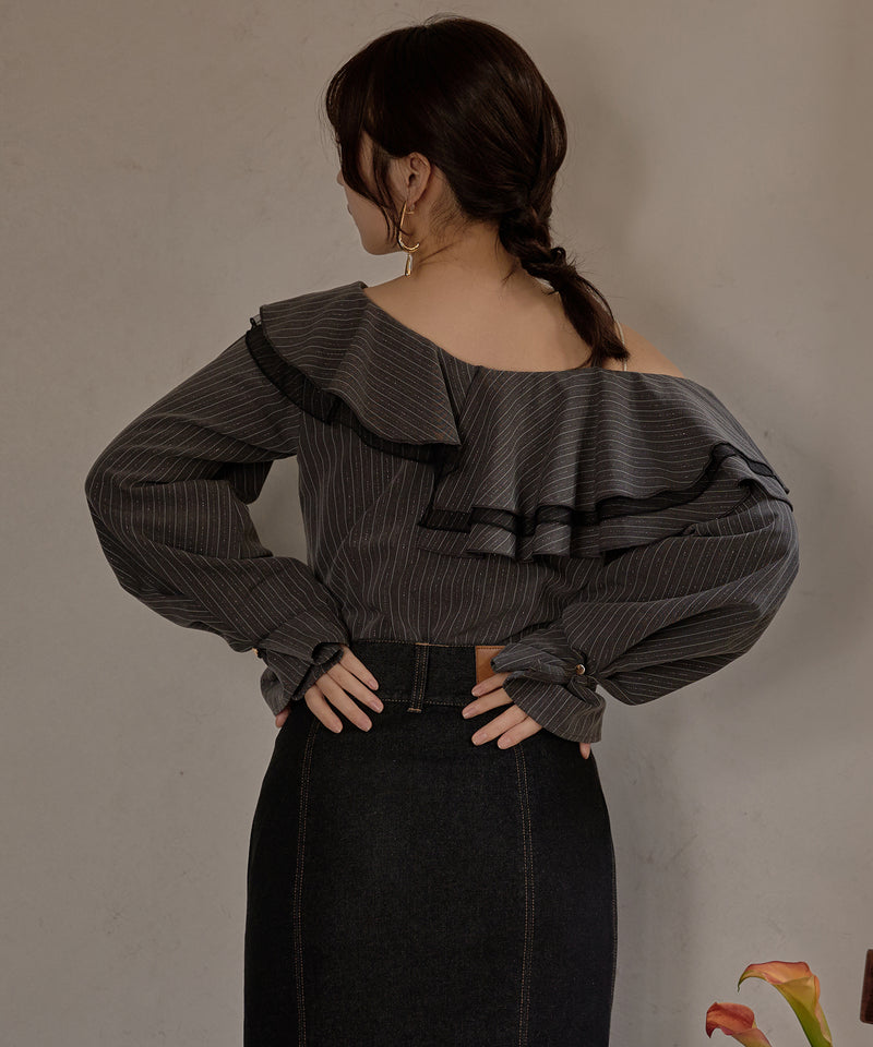 frill one shoulder tops /  フリルワンショルダートップス